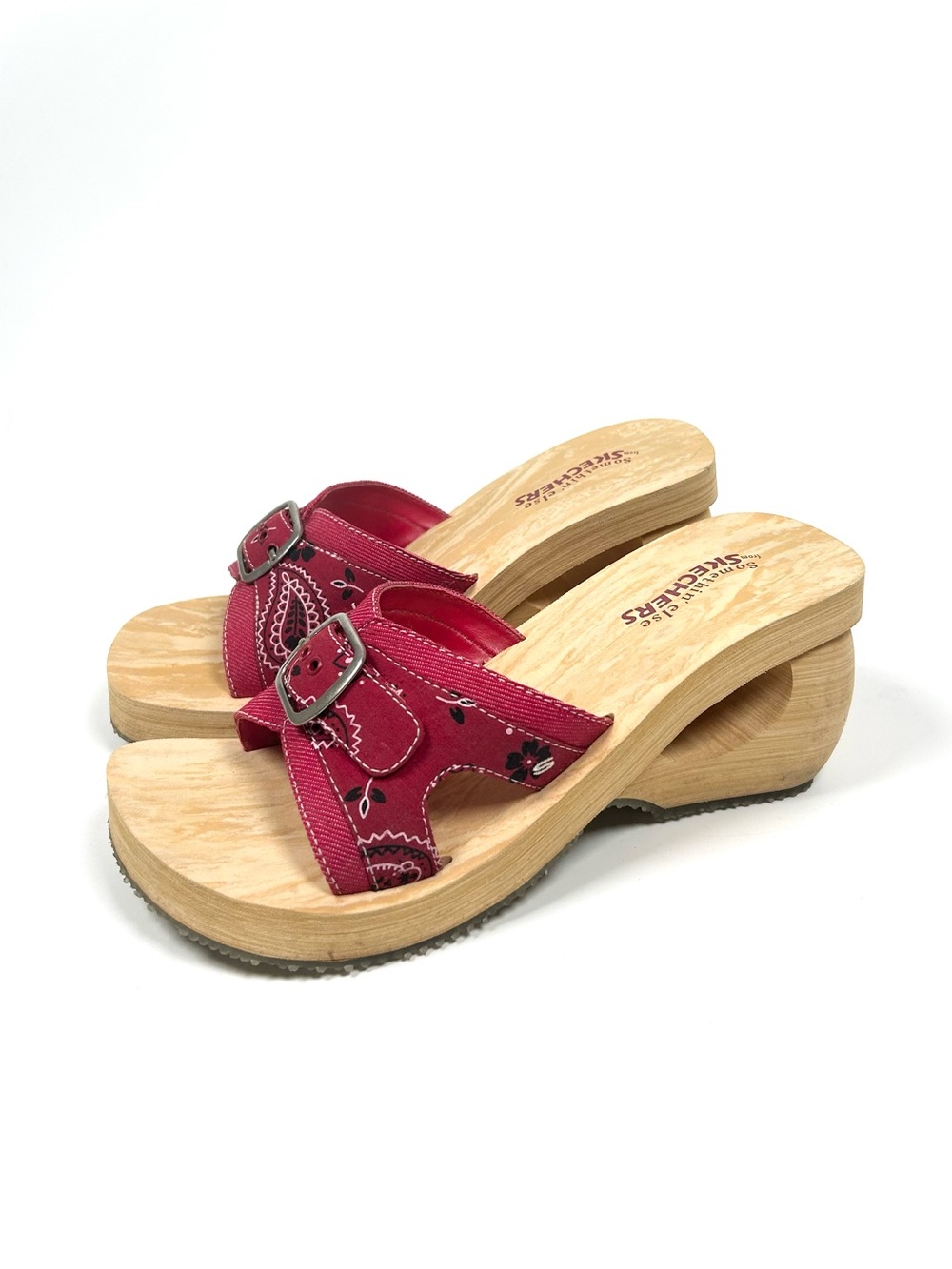 Skechers Wooden Wedge Mules Red Bandana Y2K Paisley Buckle Platform Hankerchief
